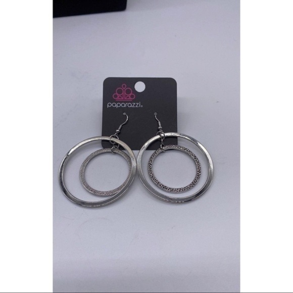 Fiercely Focused-Sliver Earrings
Item 159‎ - Picture 7 of 7